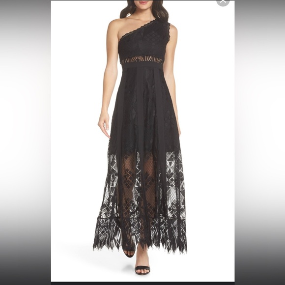 FOXIEDOX- Juliet One-Shoulder Lace Gown - Picture 1 of 5